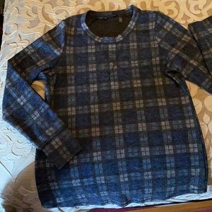 ❄️💨 Blue and gray plaid top-thick ‘n soft